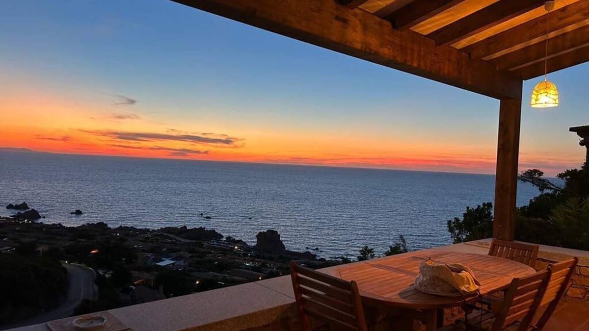 Trinita d'Agultu Villa | Villa with pool and exclusive romantic sunset
