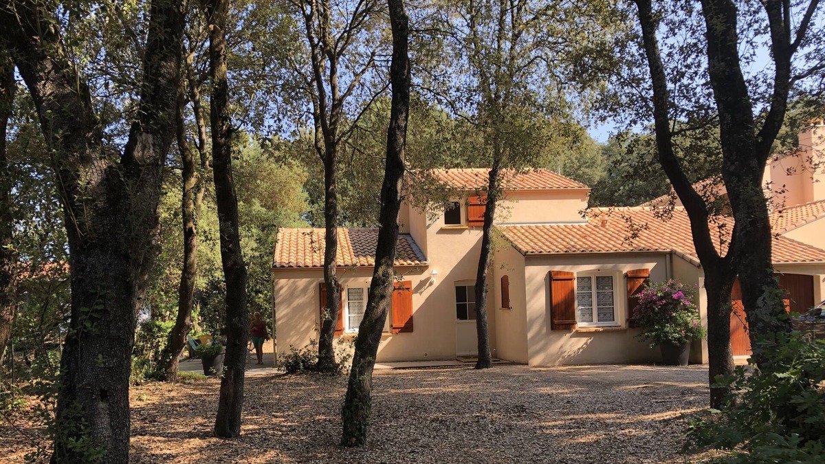Saint-Michel-Chef-Chef Villa | Villa 100m from the beaches