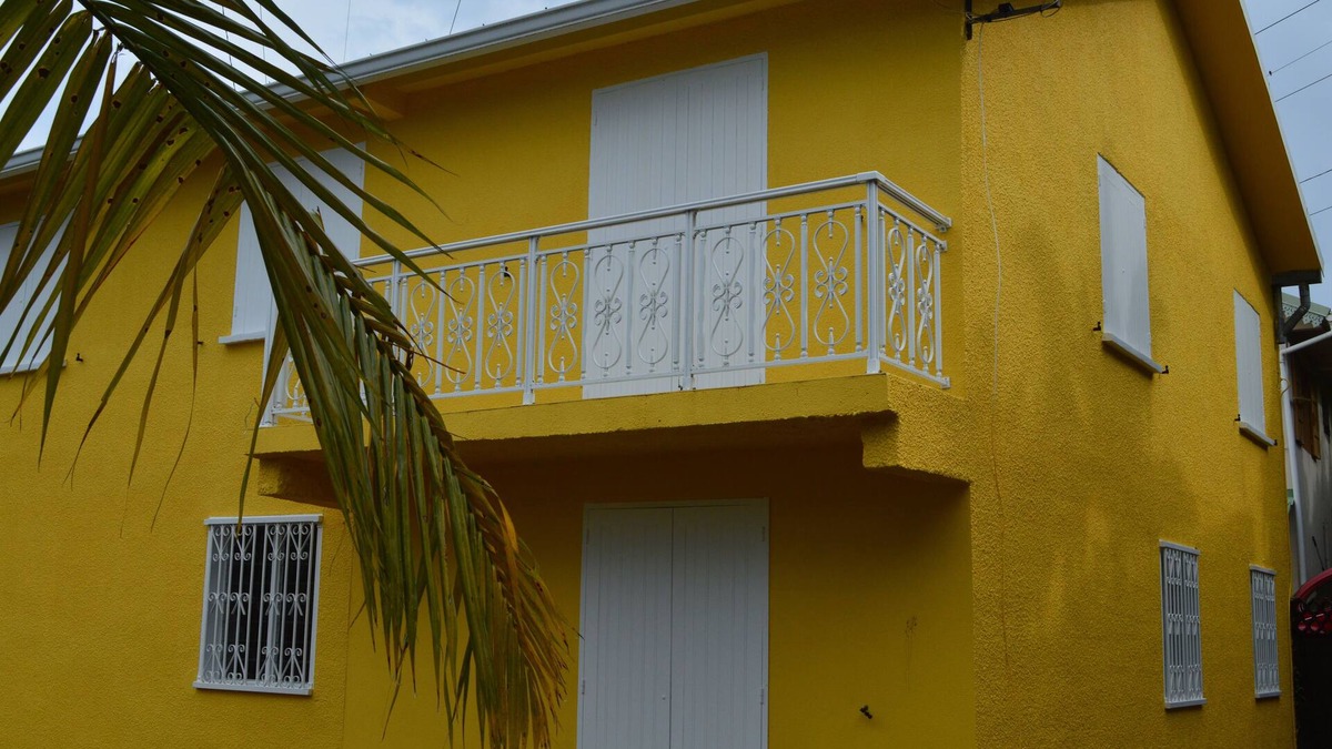 Sainte-Clotilde Villa | Villa 2 to 8 people for holidaymakers or professionals