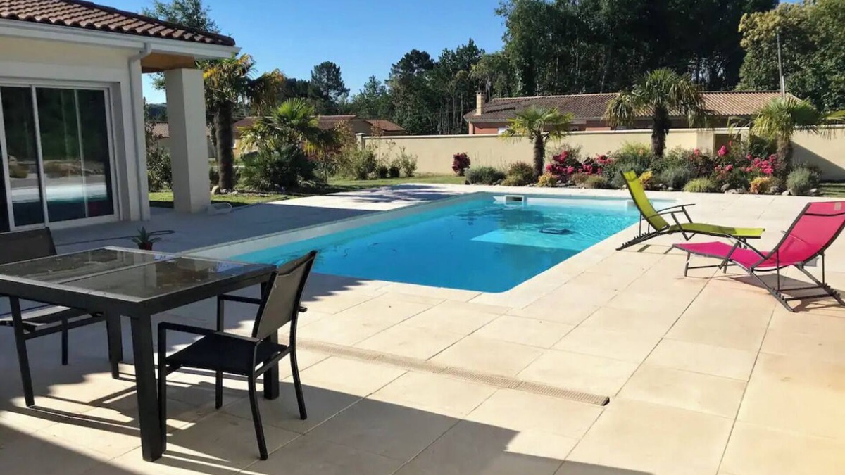 Marsac-sur-l'Isle Villa | Villa 210 m2 swimming pool