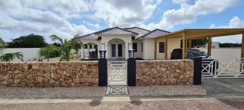 Playa Villa | Villa 23 Relax & Dive Resort Bonaire Village
