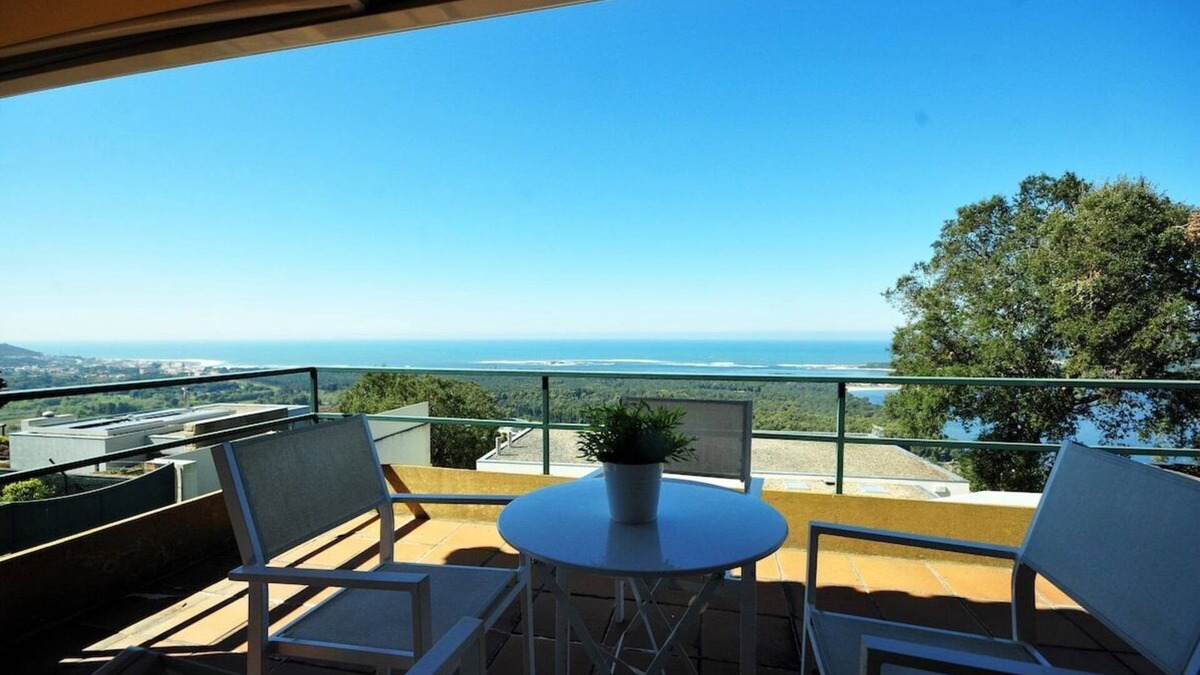 Vilarelho Villa | Villa 284 Comfortable Villa w/Pool and Sea View