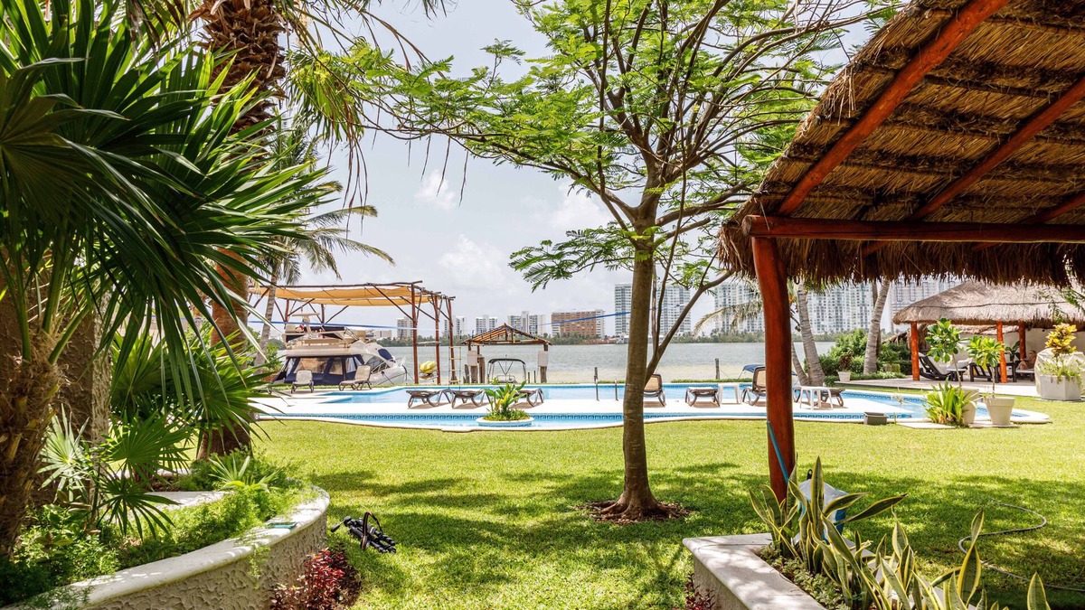 Punta Cancun Villa | Villa 3: Wonderful Villa overlooking Laguna Nichupte