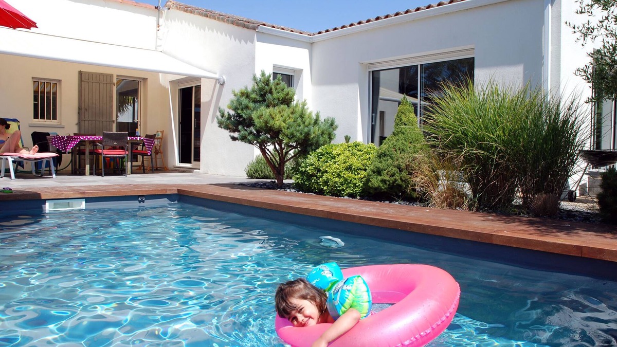 Angoulins Villa | Villa 4 stars near the sea - swimming pool and sauna