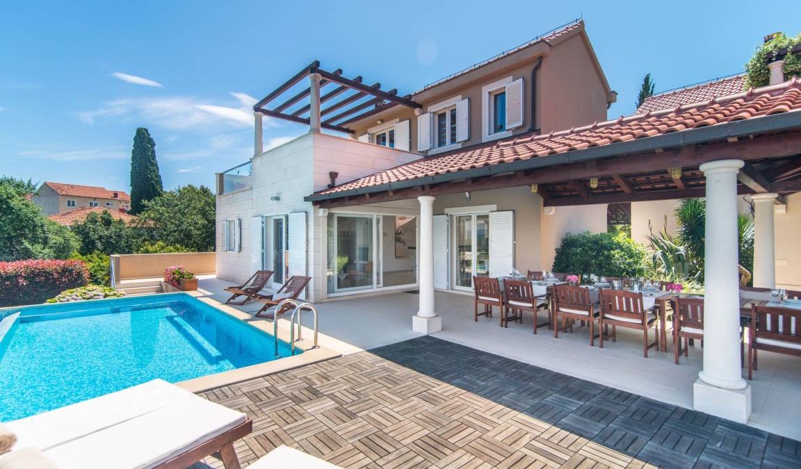 Mirce Villa | Villa ∙ 6 bedrooms ∙ 12 guests