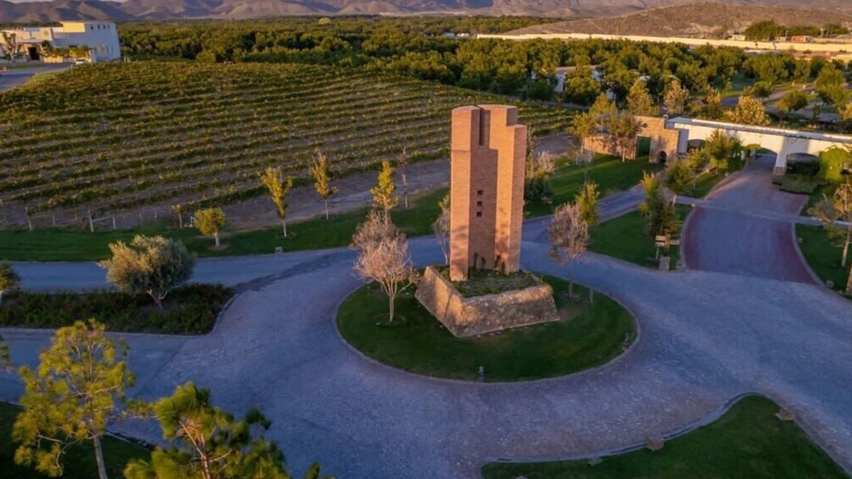 Parras de la Fuente Villa | Villa 6BR Pueblo Parvada