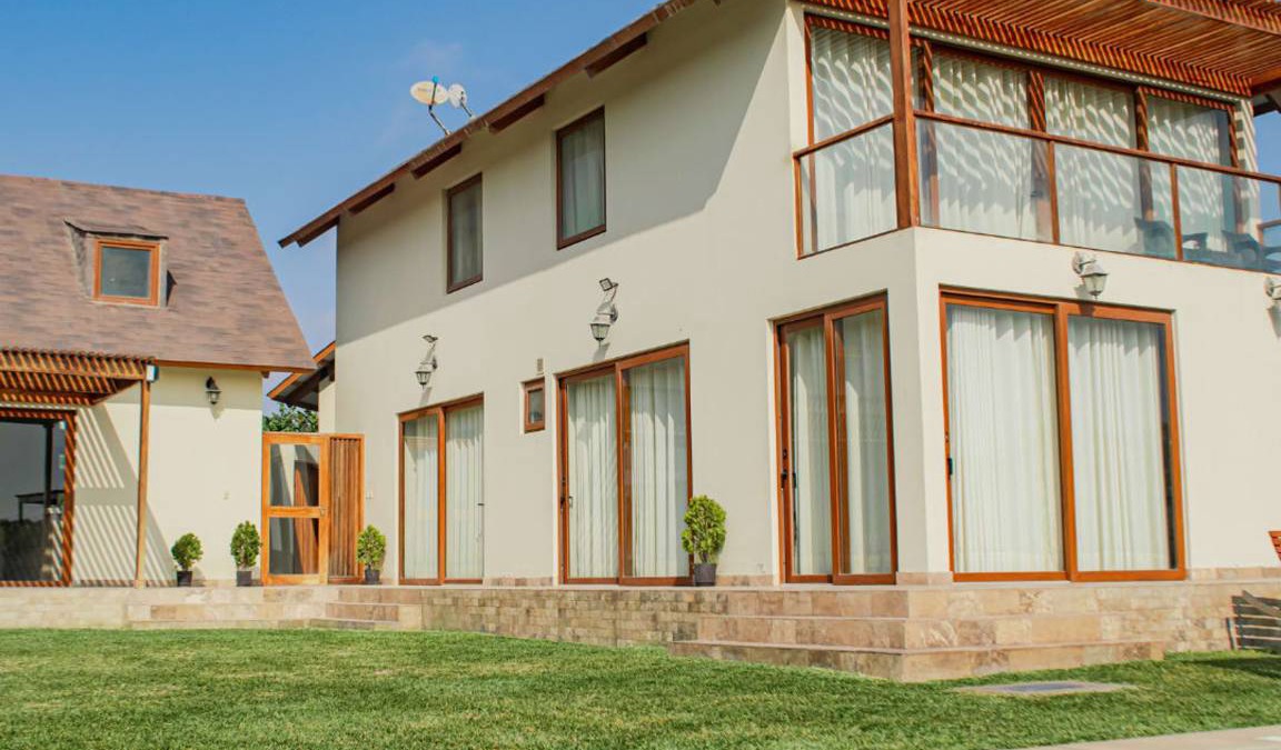 Sunampe Villa | Villa ∙ 8 bedrooms ∙ 16 guests