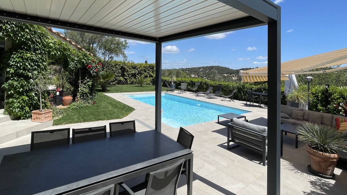 Saint-Gely-du-Fesc Villa | Villa 8 people, garden, swimming pool, great views, quiet, near Montpellier