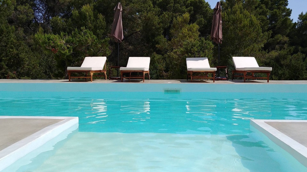 Sant Josep de sa Talaia Villa | Villa 8 people with large pool, near Cala Tarida, Conta, Bassa.