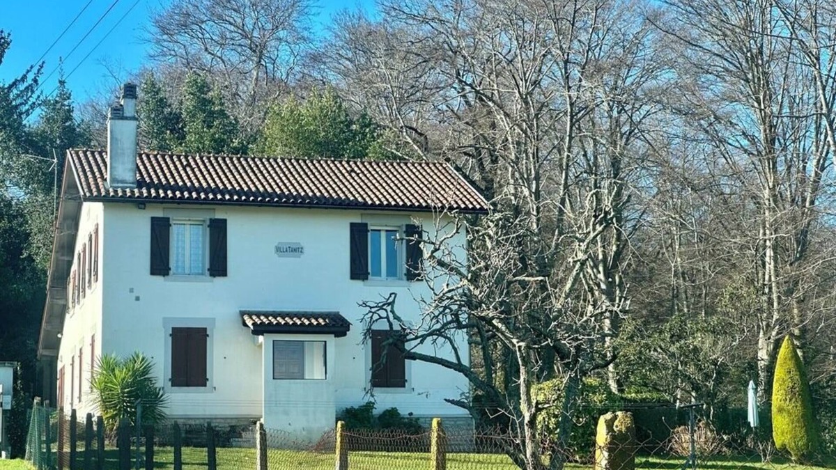 Anglet Villa | VILLA 90m2 sur ANGLET/BIARRITZ avec Terrasse Jardin &Parking -1er Étage, RDCvide