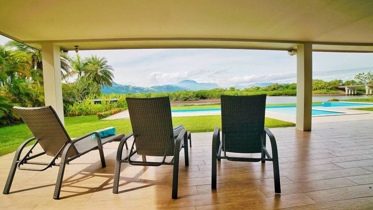 Nadi Villa | Villa 93 - 5BR Private Villa - Private Pool - Riverfront