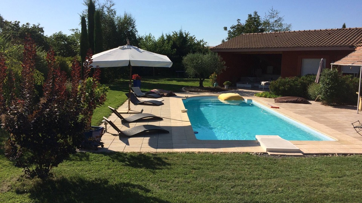Bessieres House | Villa : " ABRICOTTA " with swimming pool near Toulouse