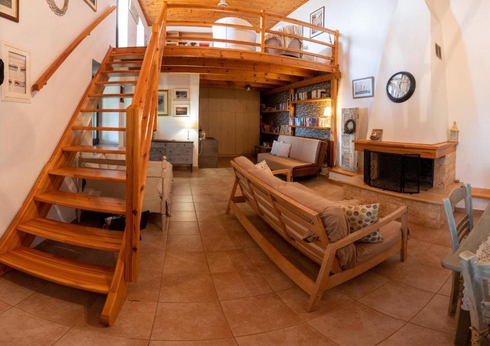 Stylida Villa | Villa Achinos