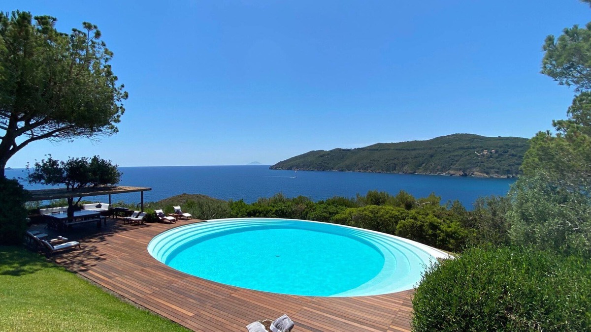 Lacona Villa | Villa Acquarilli is the most exclusive location on Elba Island.