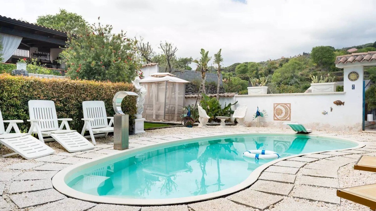 Santa Venera-Portosalvo Villa | Villa "Ai Confini dell' Etna Private Pool" with Sea View & Wi-Fi