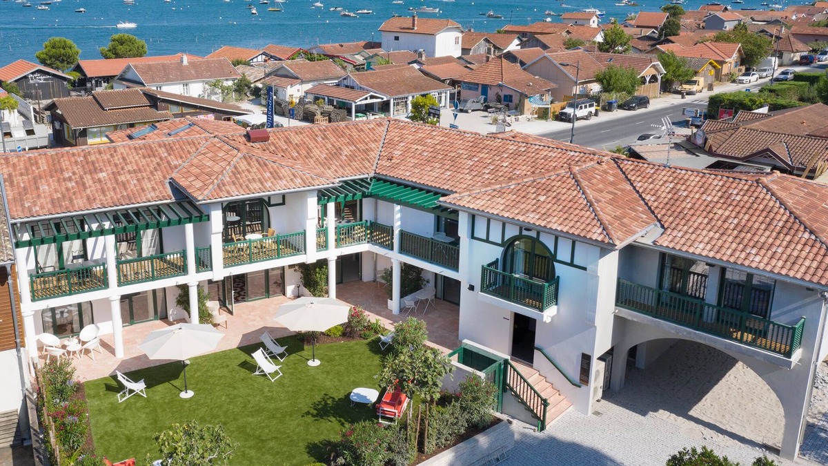 Le Canon House | Villa Aitama