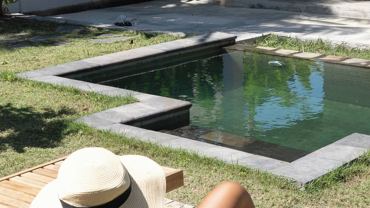 Selong Belanak Villa | Villa Alang Alang with private Pool & Garden