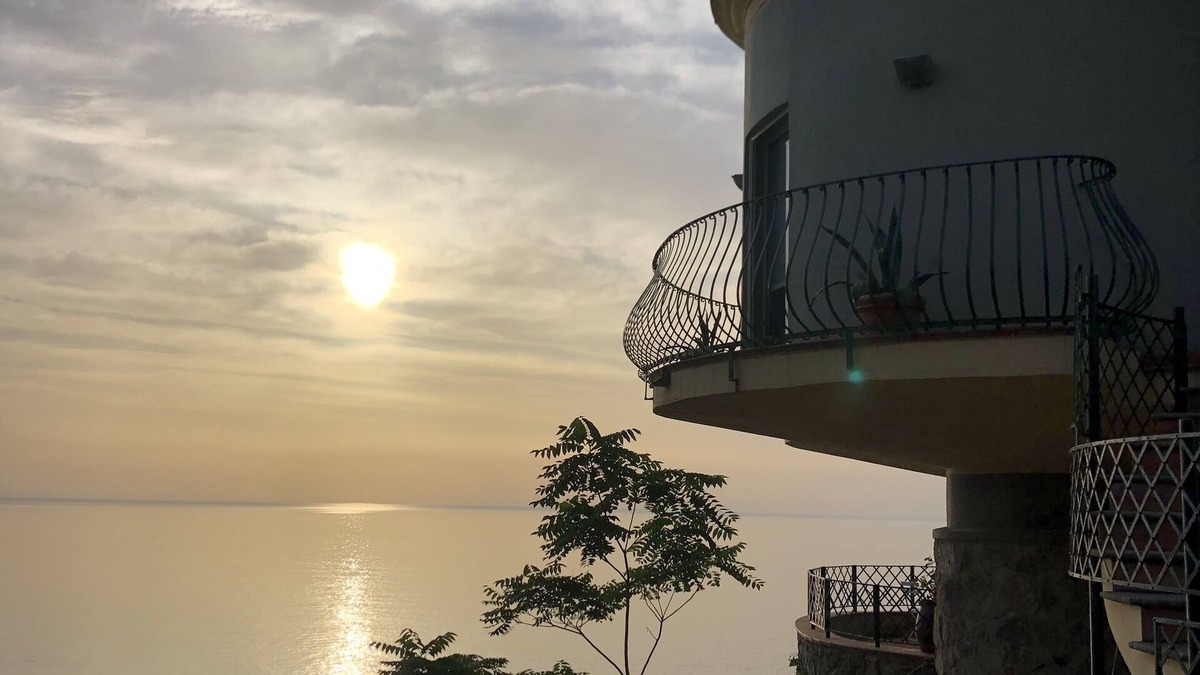Caminia Villa | Villa Alcado, a unique emotion!