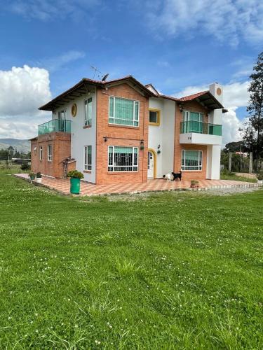 Firavitoba Villa | Villa Alejandra