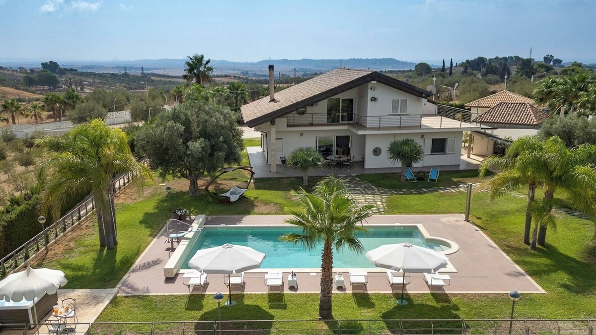 Gela Villa | Villa Alessia 6, Emma Villas