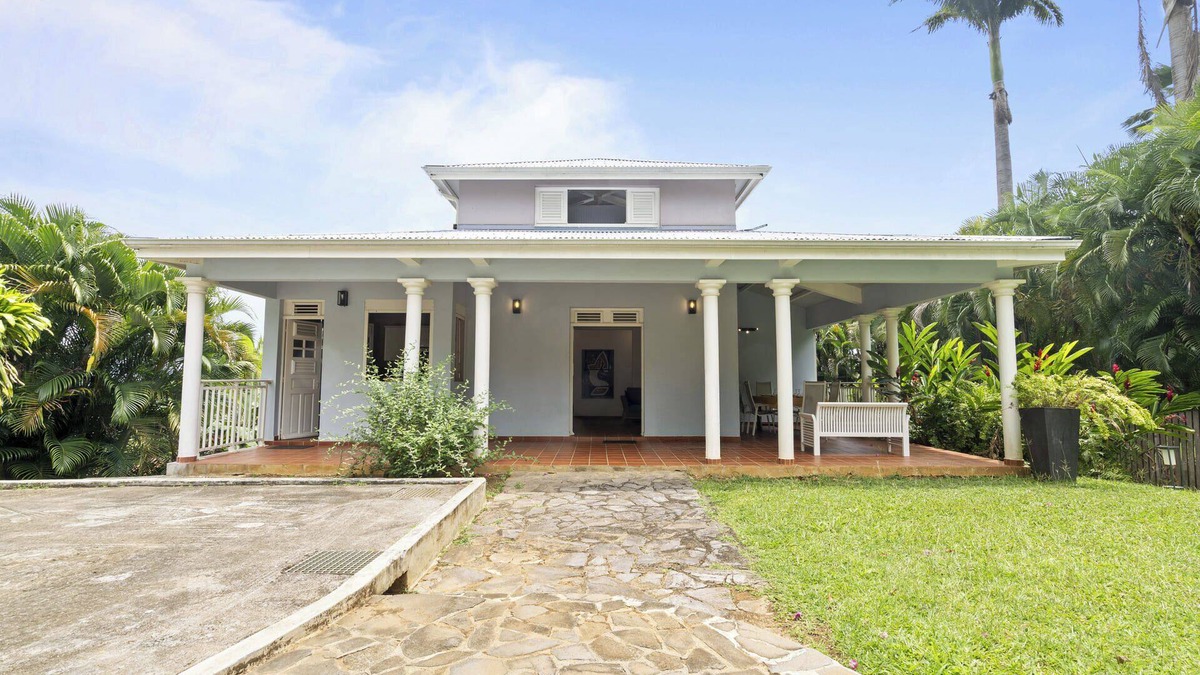 Ducos Villa | Villa Alexiane - Four Bedroom Villa, Sleeps 7