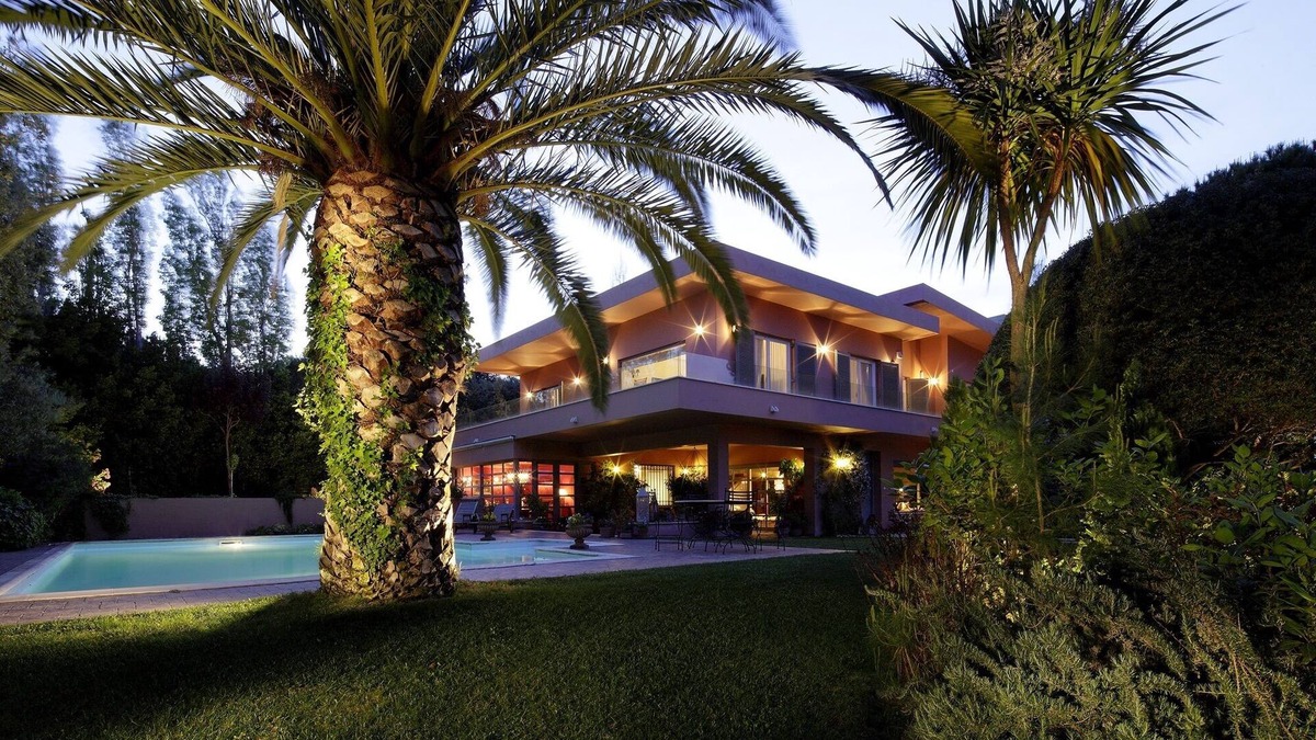 Rafina Villa | Villa Aliki:luxury and comfort