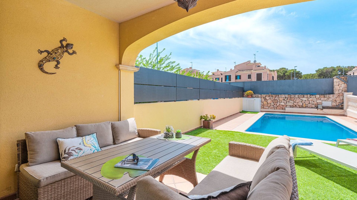 Maioris Decima Villa | Villa 'Alma Azul' with Private Pool, Terraces & Wi-Fi