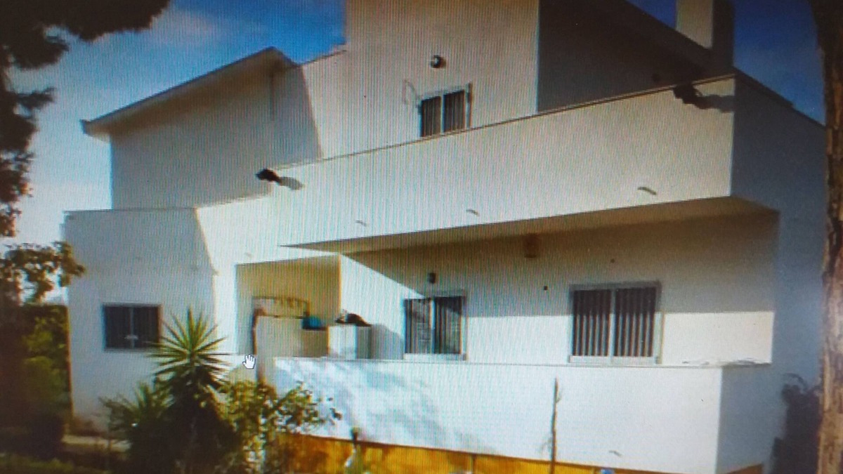 Municipio 1 Villa | Villa Alma, independent apartment in villa 700 mt to the sea