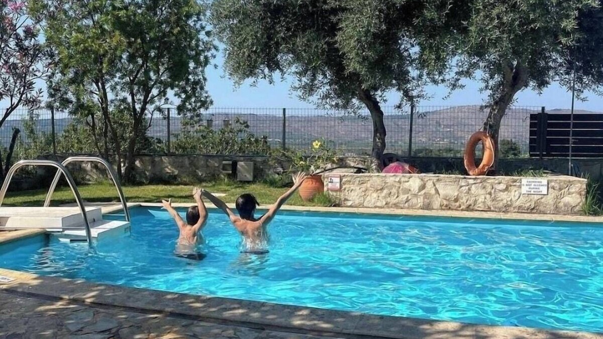 Maza Villa | Villa Aloni-traditional Stone Villa With Nice View,pool and Garden