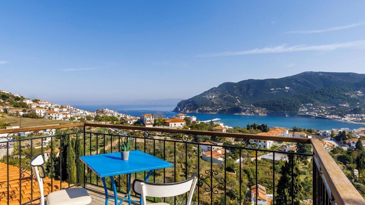 Skopelos Villa | Villa Aloupi - Three Bedroom Villa, Sleeps 6