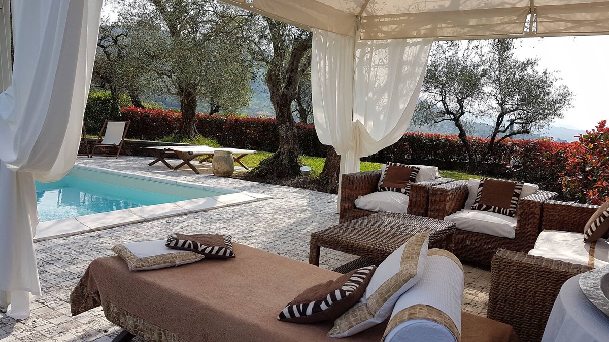 Bolano Villa | Villa Altar villa with pool between five lands and tuscany