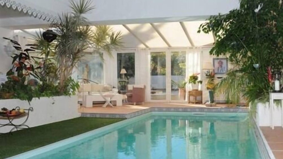 Anatole France House | Villa Ambrosia