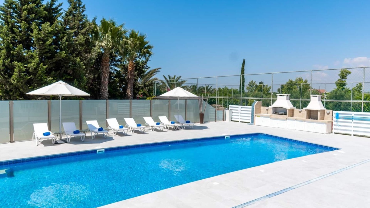 Softades Villa | Villa Amelia by Ezoria Villas