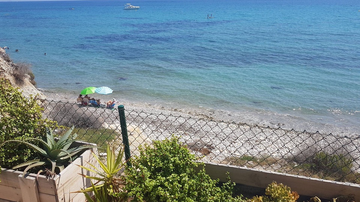Coveta Fuma Villa | Villa Amerador exclusive seafront Estate