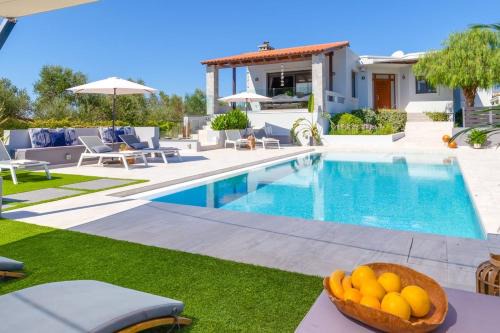 Pitharion Villa | Villa Ampelaki - Premium Villa with heated pool