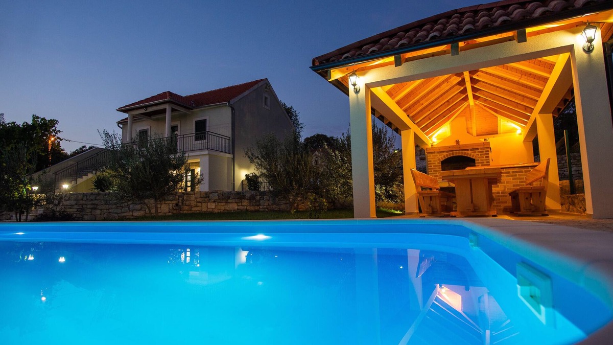 Drnis Villa | Villa Ane with the pool