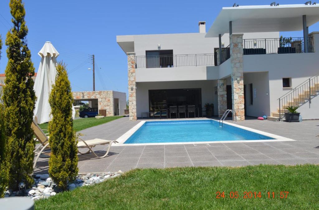 Droushia Villa | Villa Angela