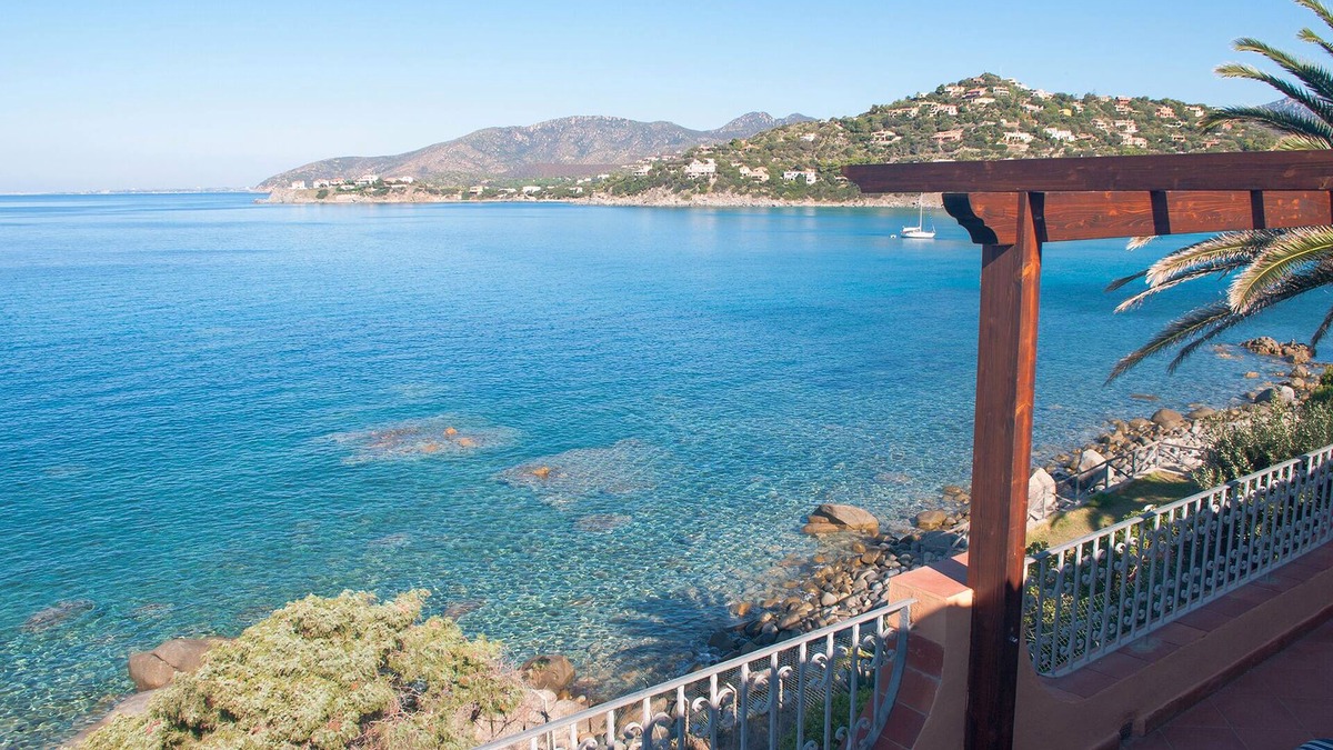 Torre delle Stelle Villa | Villa AngelaD seafront and direct access to the coast - Torre delle Stelle