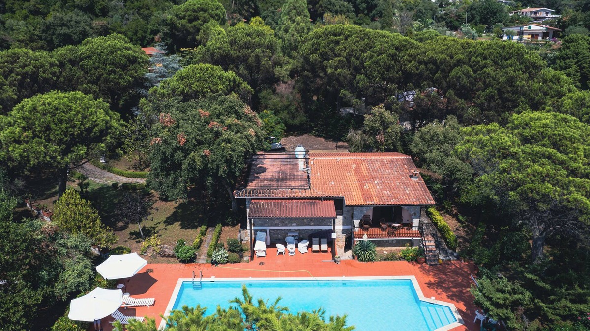 Capitello Villa | Villa Angela with pool and sea view