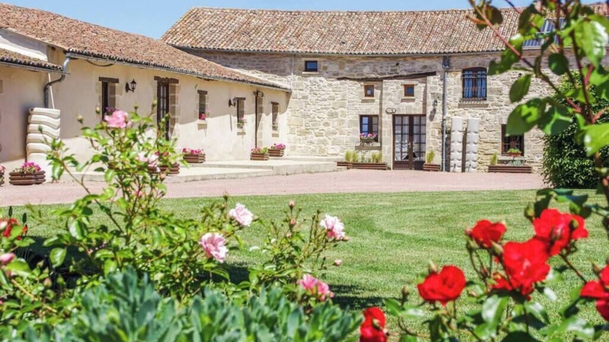 Concourson-sur-Layon House | Villa Anjou | Sleeps 6 | Manoir Les Touches