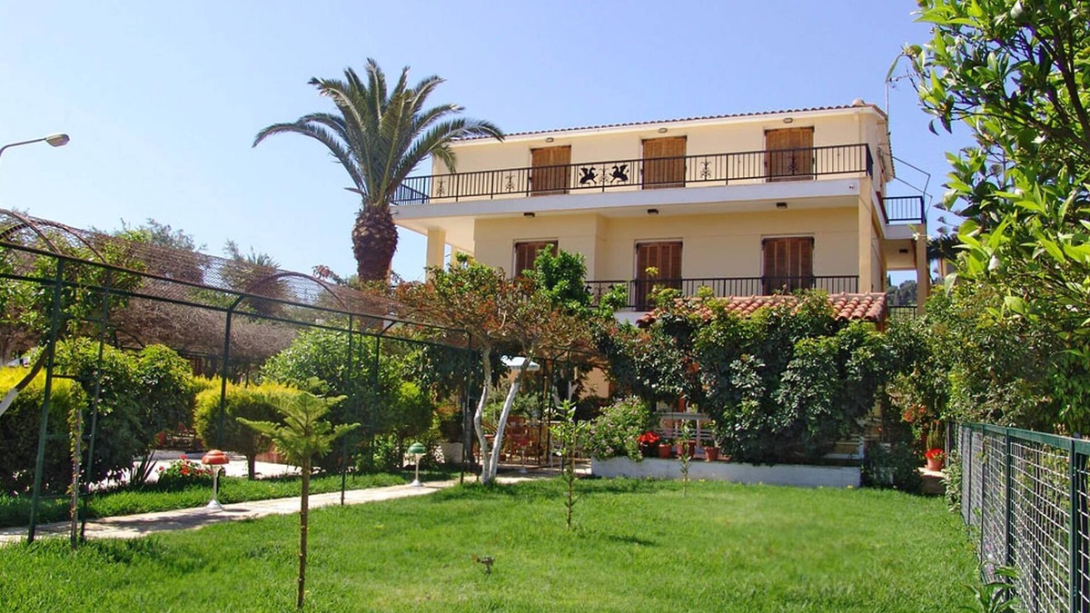 Ano Vasilikos House | Villa Anna - 3 bedroom apartment 1st floor