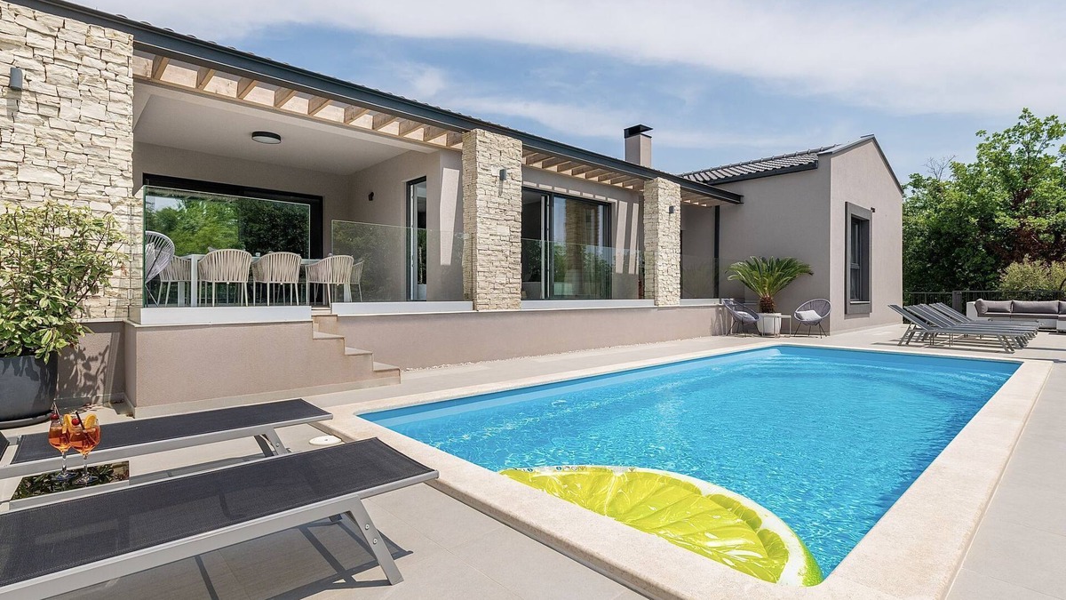Nedescina House | Villa Anthea Paola by Interhome