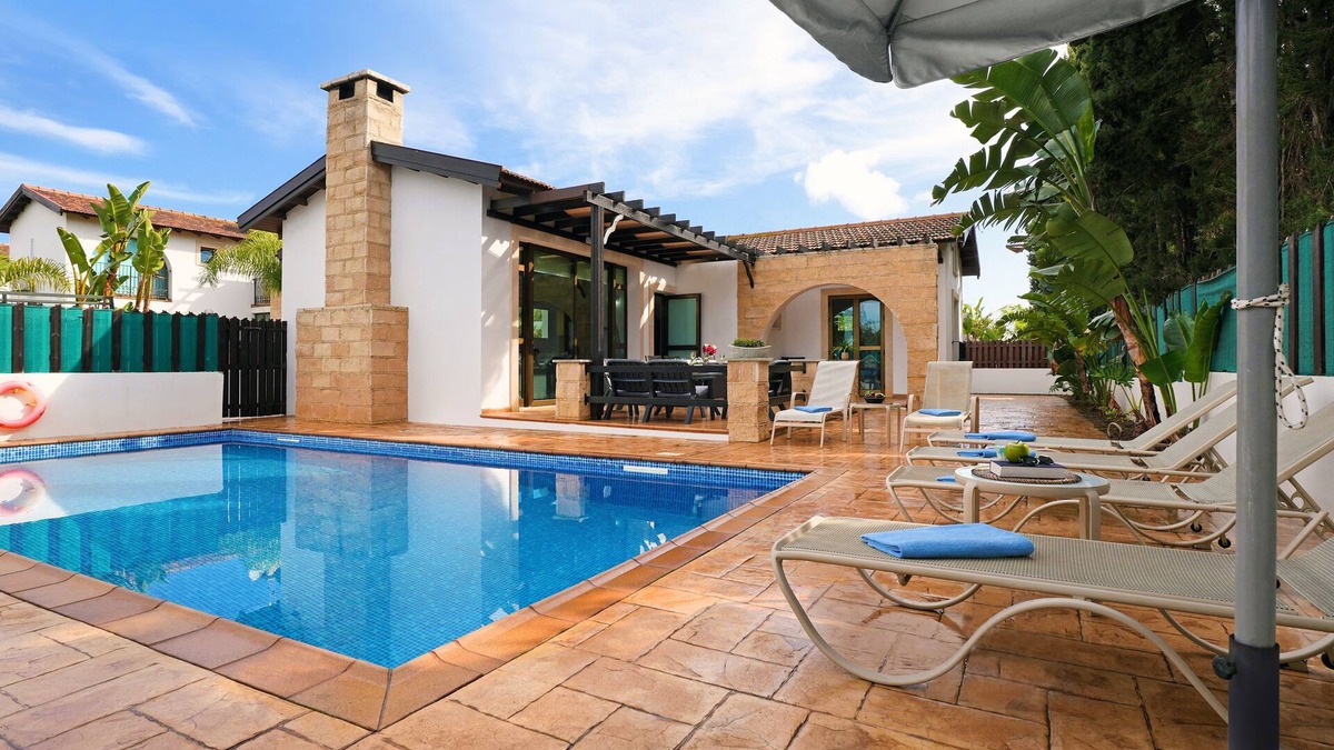 Ayia Thekla House | Villa Anthia - 2bed with Large Pool