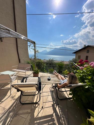 Assenza Apartment | Villa Antonia by GardaDoma