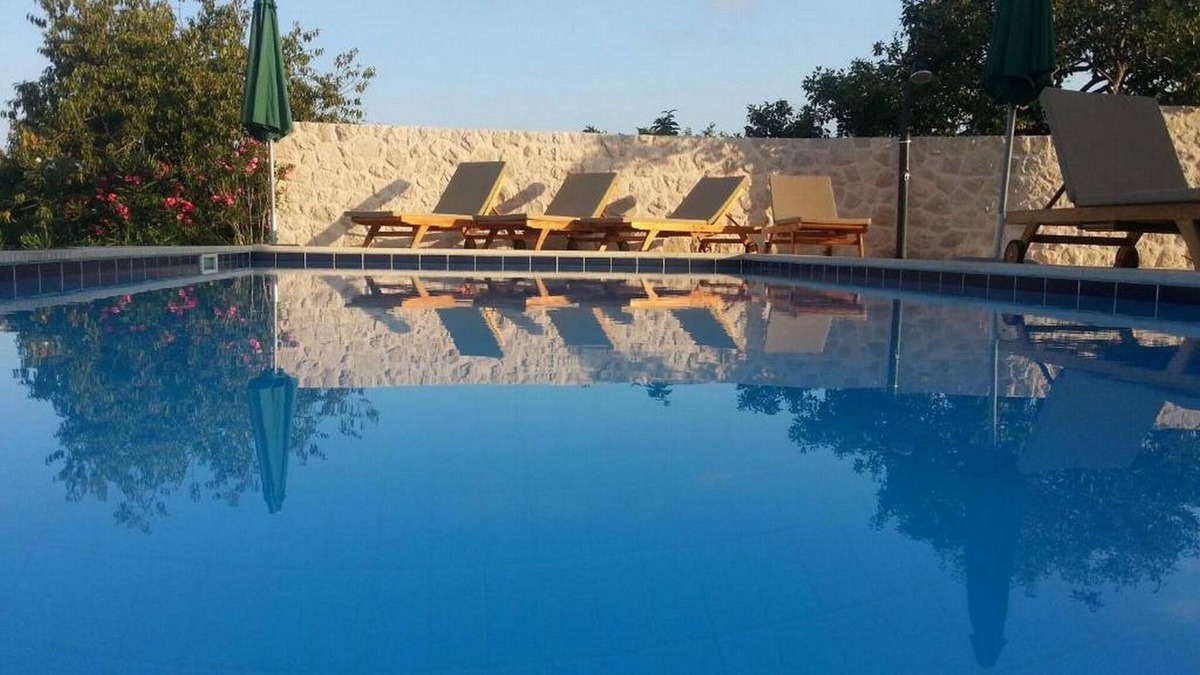 Mocici Villa | Villa Antonija - Four-Bedroom Villa with Terrace and Private Pool