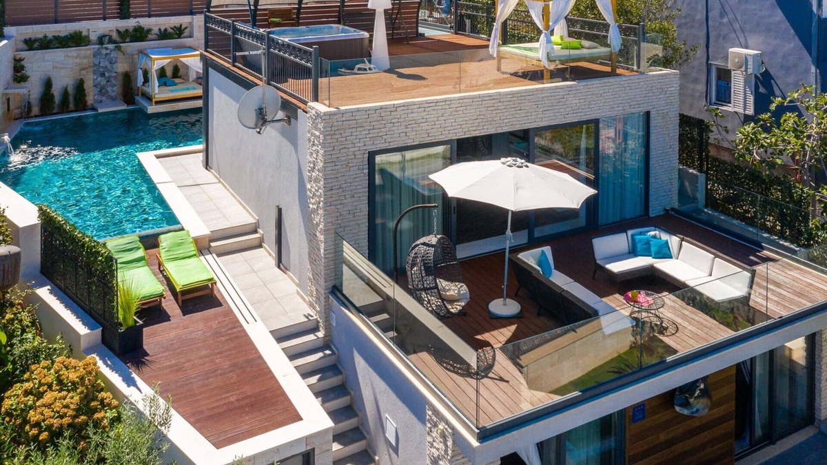 Arbanija Villa | Villa Arbanessa with Heated Pool