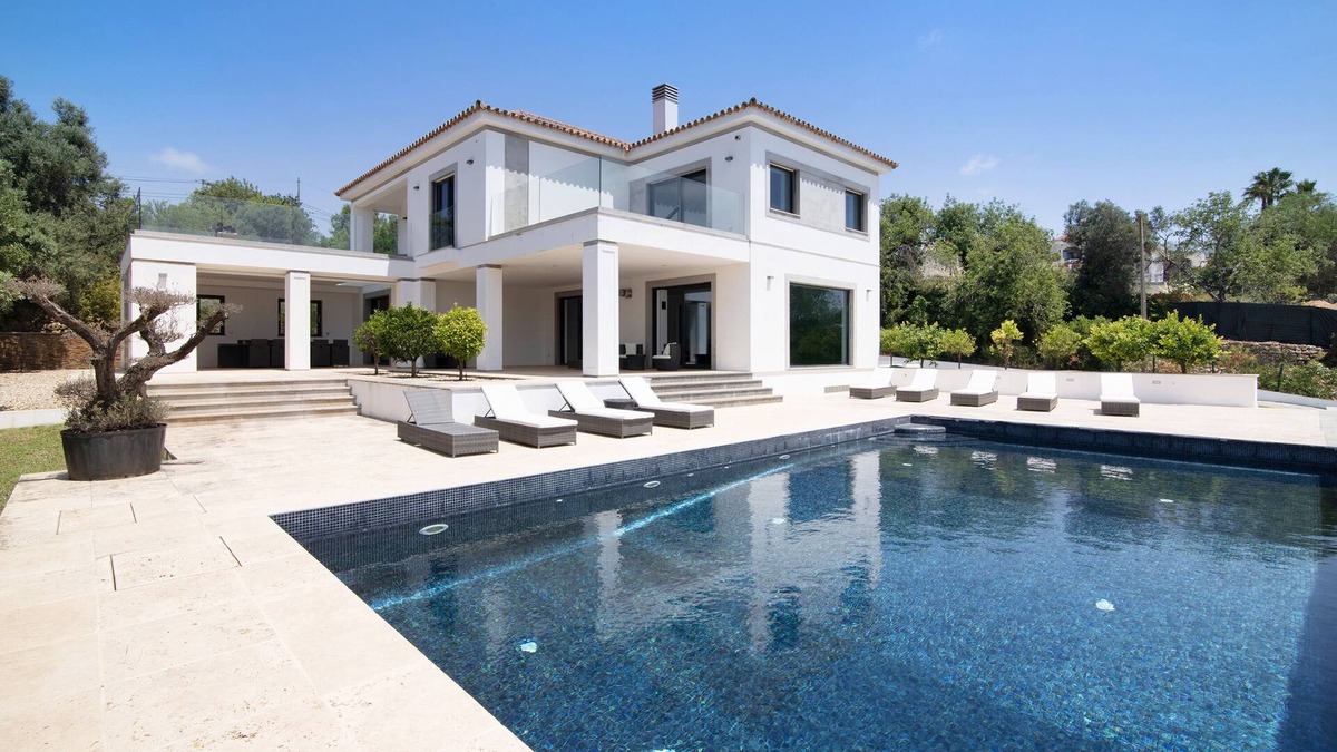Cerro do Mocho Villa | Villa 'Areeiro' with Private Pool, Wi-Fi and Air Conditioning
