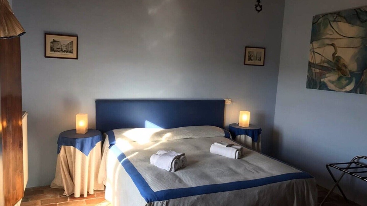 Vitorchiano Apartment | Villa Arzilla - ORTENSIA ROOM
