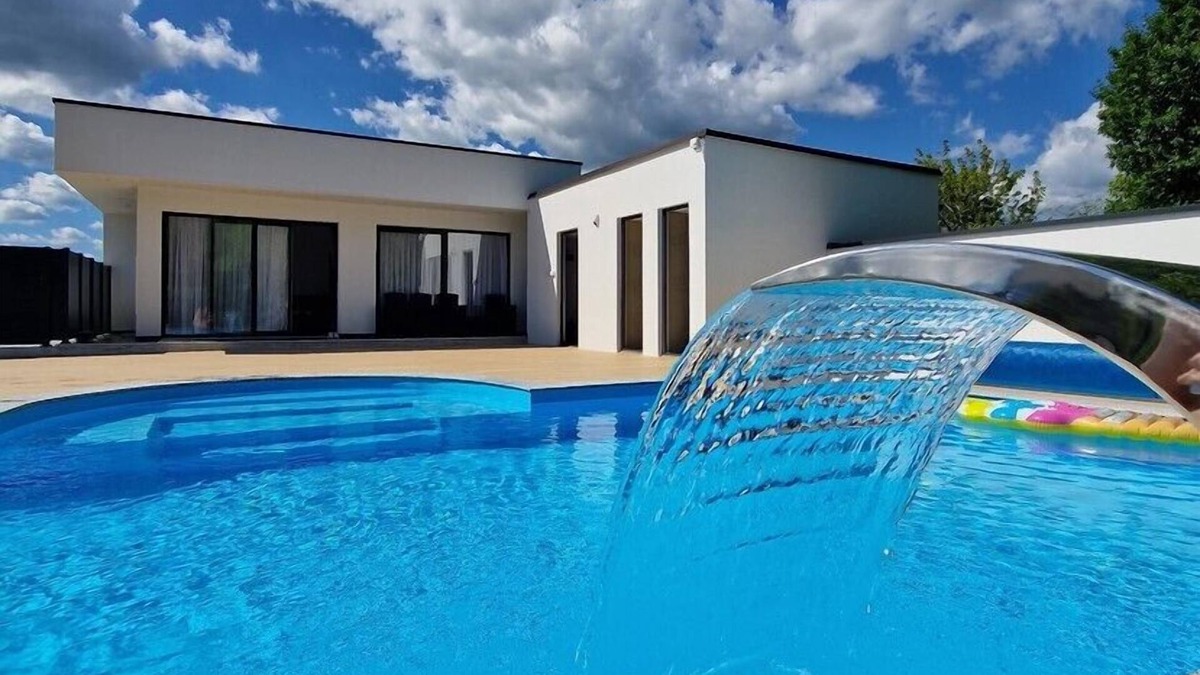 Mali Radic House | Villa AS in Bihać, Bosnia and Herzegovina