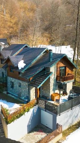 Brezovice Villa | Villa Aspen Brezovica Kosovo